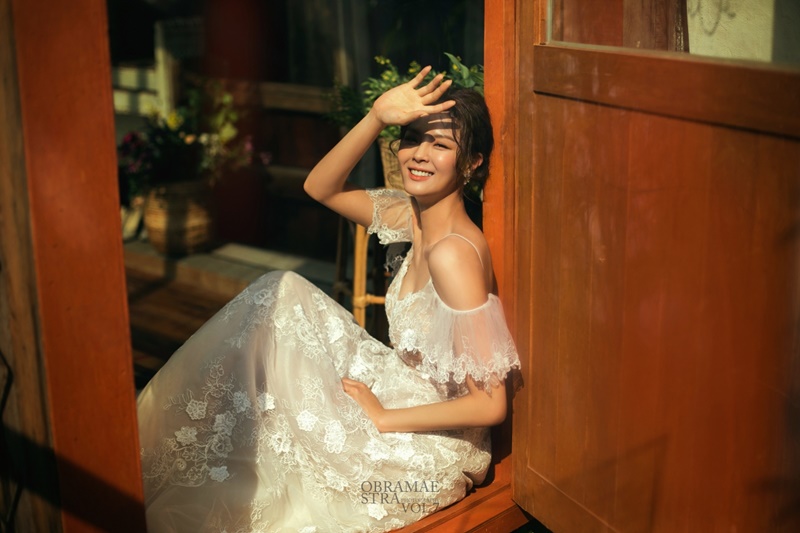 batch_46_2019오브라뉴샘플_VIVI2812 copy (2).jpg